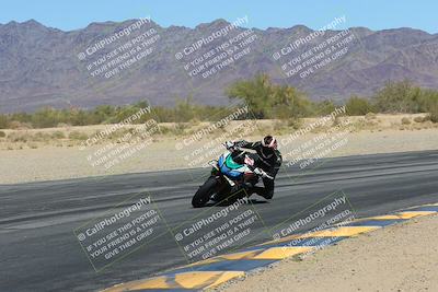 media/Mar-24-2025-Moto Forza (Mon) [[57ce5c5cff]]/3-Beginner Group/Session 3 (Turn 6 Inside)/